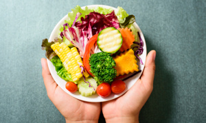 Oproep aan voedingsbedrijven: gezonder aanbod